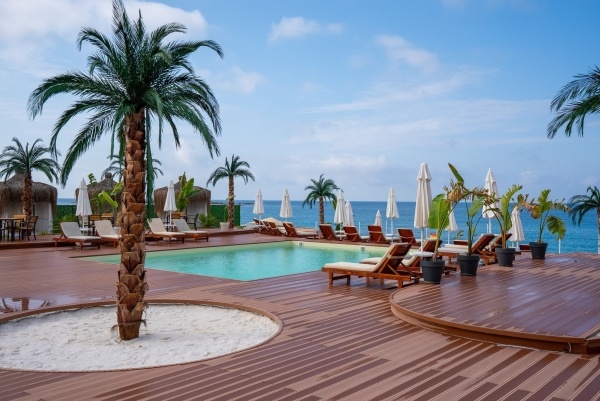 Club Aqua Plaza