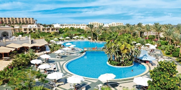 Brayka Bay Resort