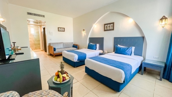 Club Reef Resort