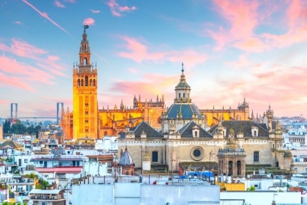 Sevilla és környéke - andalúziai csoportos csillagtúra magyar idegenvezetéssel  2027.05.12-16.