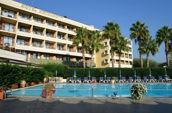 Nettuno Hotel - 14 éjszakás
