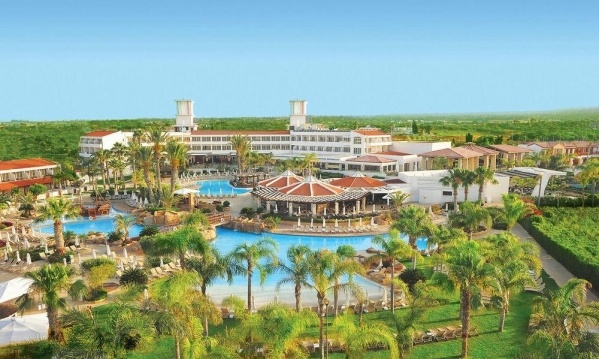 Olympic Lagoon Resort *****