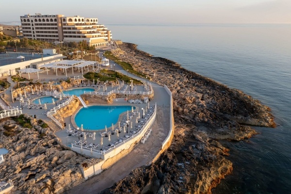 Radisson Blu St. Julians Resort - 7 éjszakás