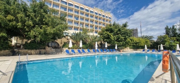 Navarria Blue Hotel ***
