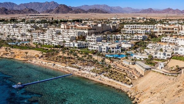 Continental Plaza Beach Resort And Aqua park