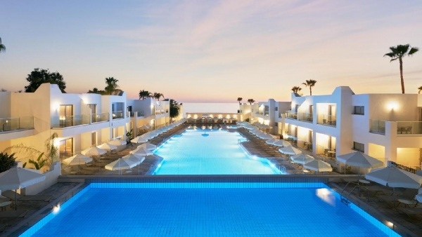 Eleni Holiday Resort ***