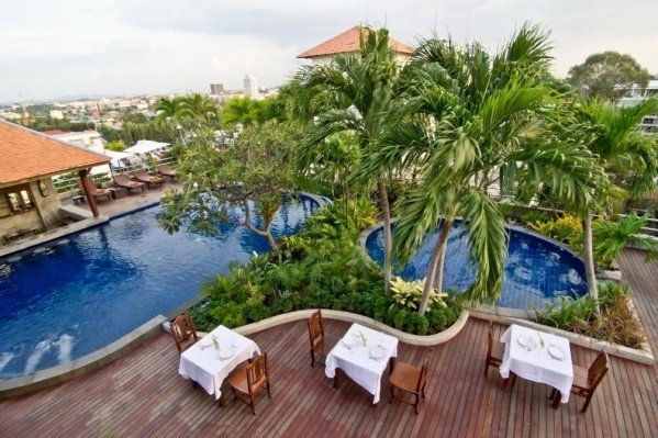 Hotel Century Park + Sunshine Vista Pattaya
