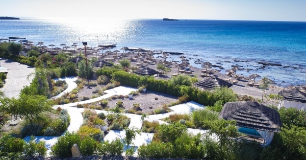 Aquagrand Artistic Luxury Beach Resort *****