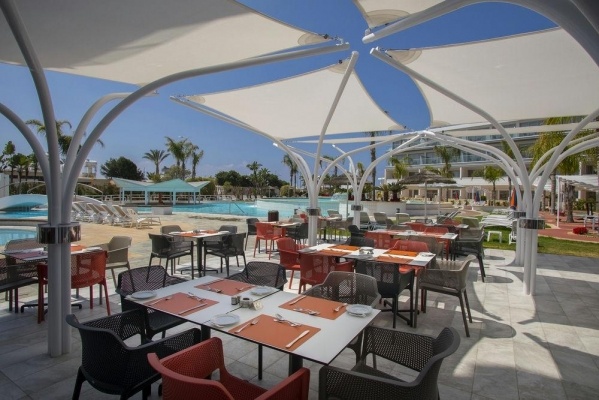 Faros Hotel ****