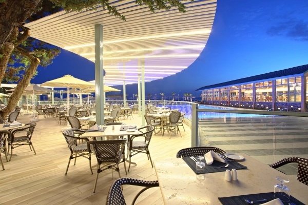 ARINA BEACH RESORT ****