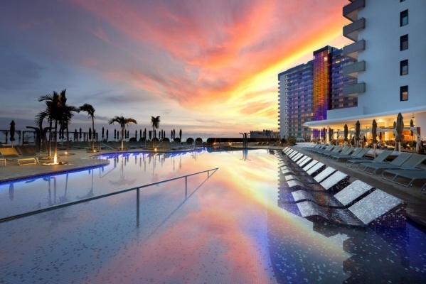 Hard Rock Hotel Tenerife ***** Playa Paraiso repülővel