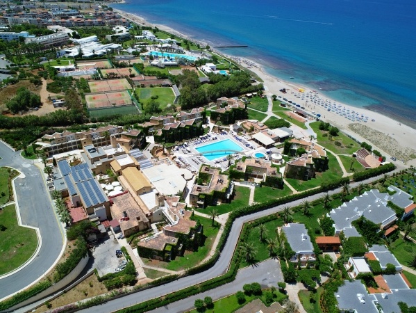 BELLA BEACH RESORT *****