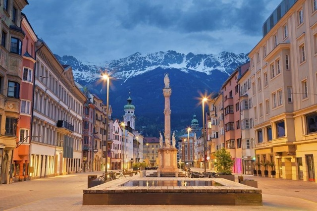 Tirol és Bajorország mesés kastélyai